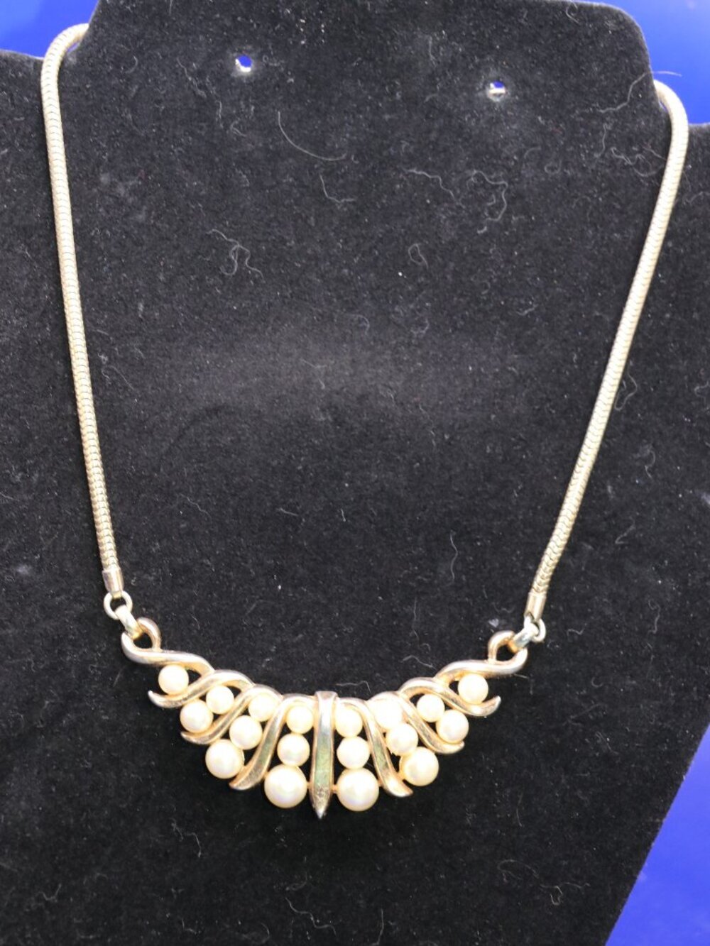 Crown Trifari Faux Pearl Choker Necklace